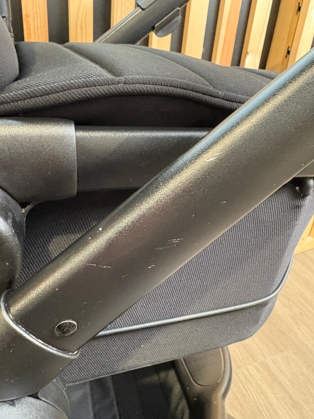 PRE LOVED iCandy Peach 7 Travel System - Jet/Black