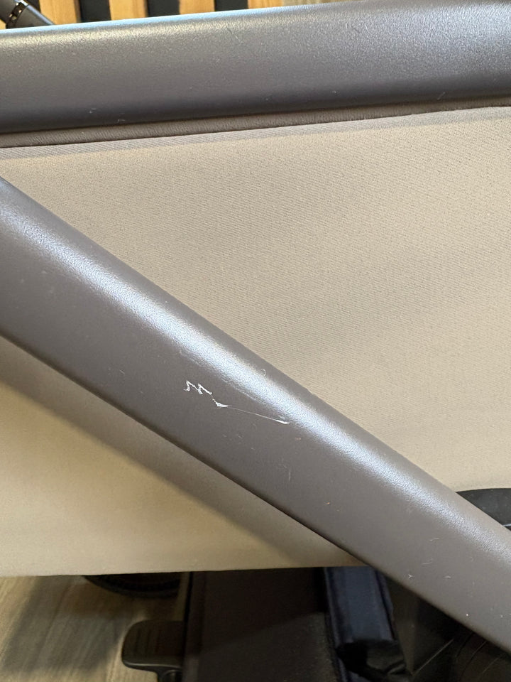 PRE LOVED Venicci Tinum Upline 2-in-1 Travel System - SE Powder