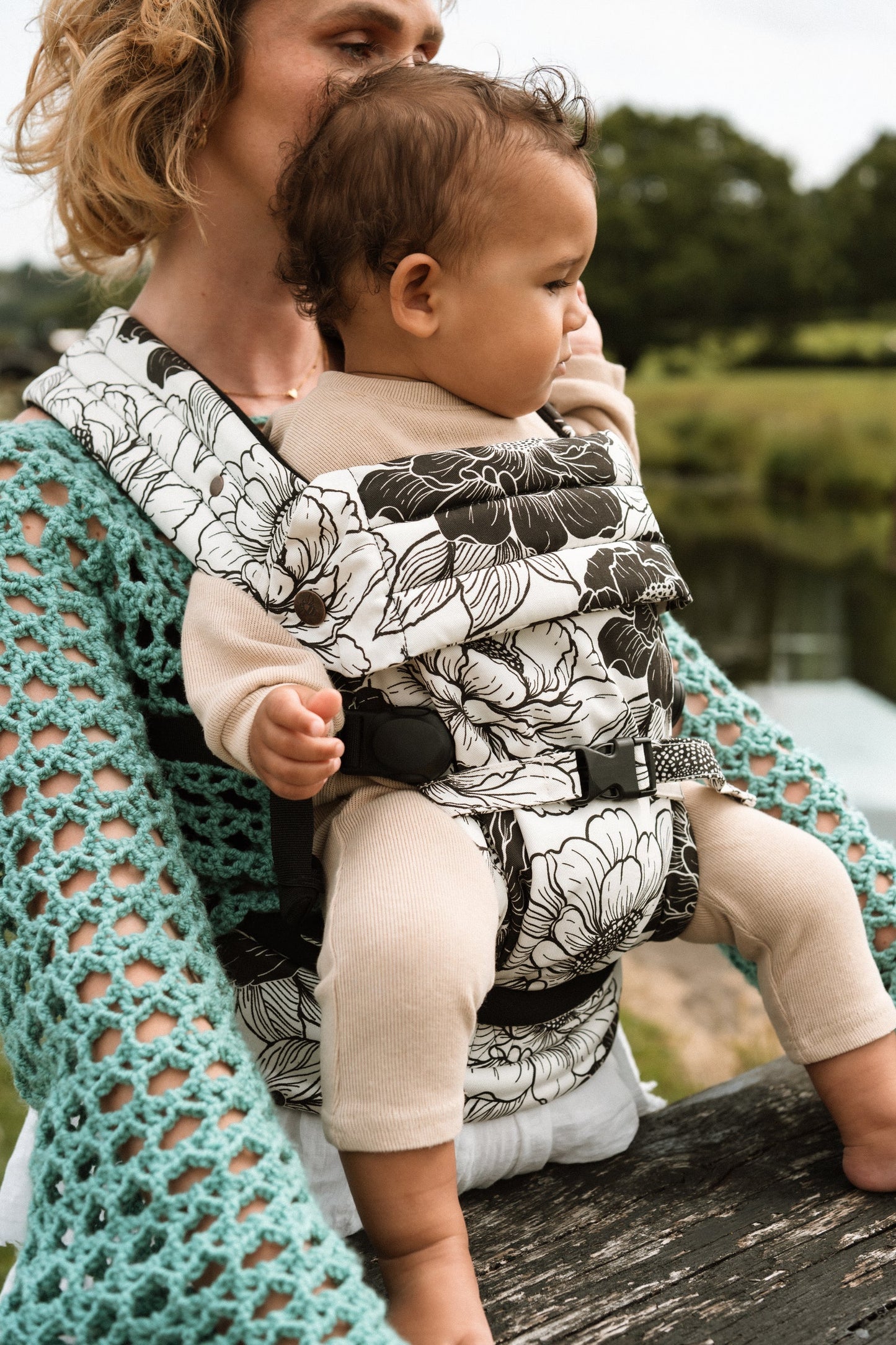 Bizzi Growin Nomad Pure Organic Baby Carrier - Urban Bloom