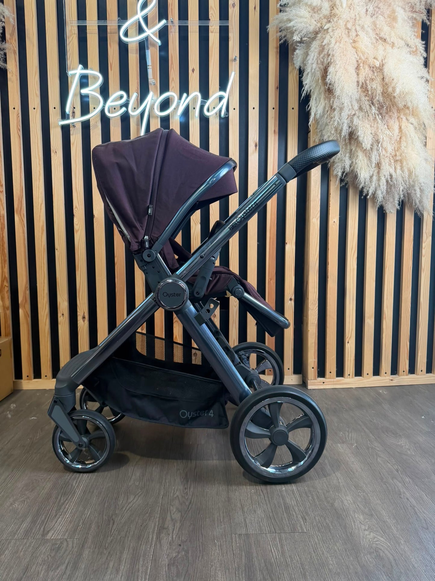 EX DISPLAY Babystyle Oyster4 2-in-1 Travel System - Mulberry