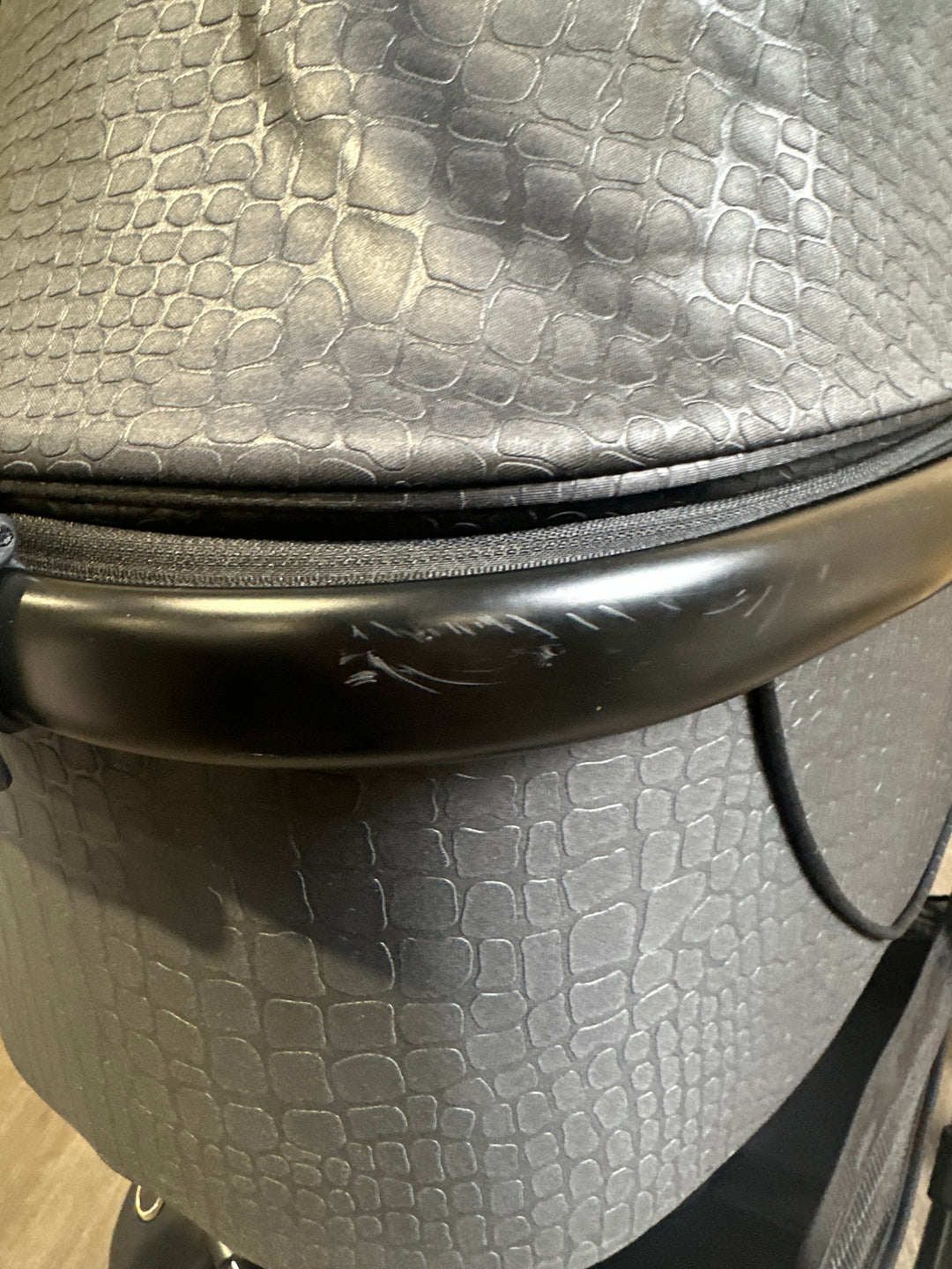 PRE LOVED egg2 Travel System - Jurassic Gold