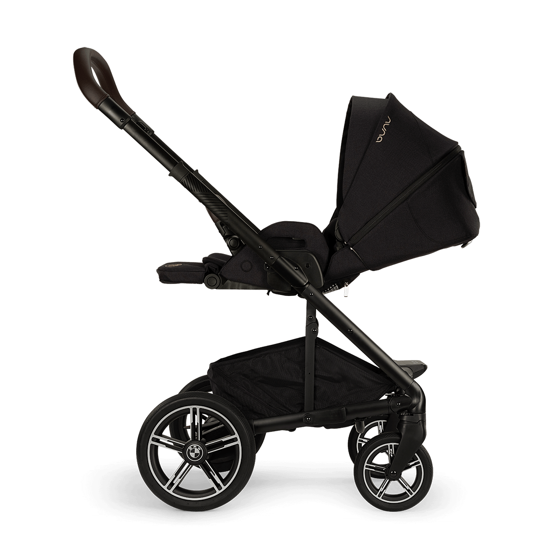 Nuna MIXX Next BMW Collection with ARRA Flex & BASE Curv Bundle - Element