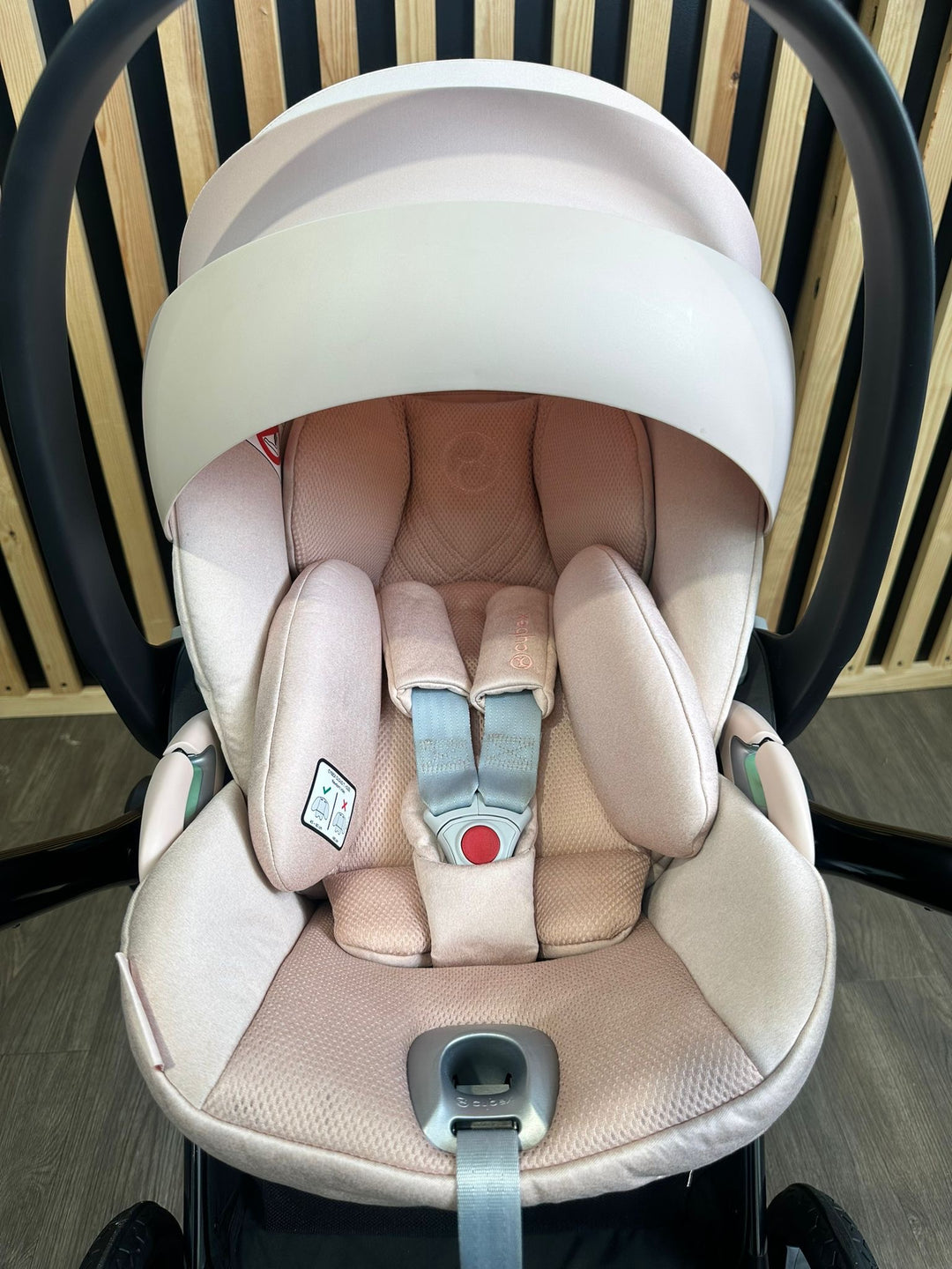 PRE LOVED iCandy Core Travel System - Light Moss