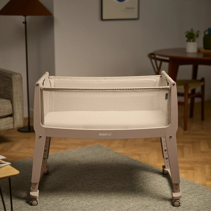 SnuzPod Studio Bedside Crib - Milan (Mocha)
