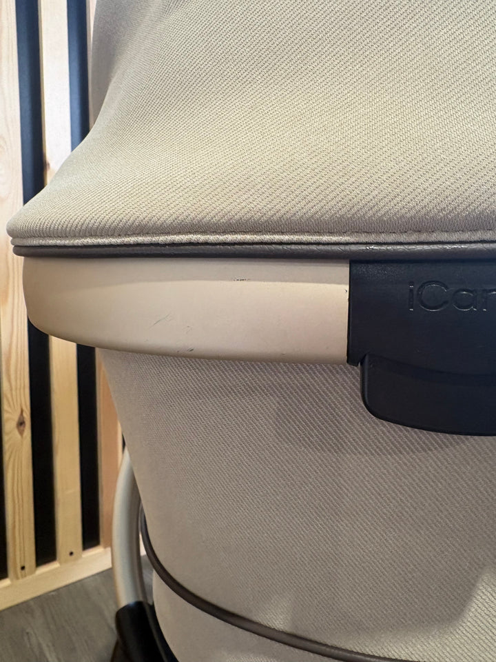 PRE LOVED iCandy Peach 7 w/ Cocoon Car Seat Travel System - Biscotti