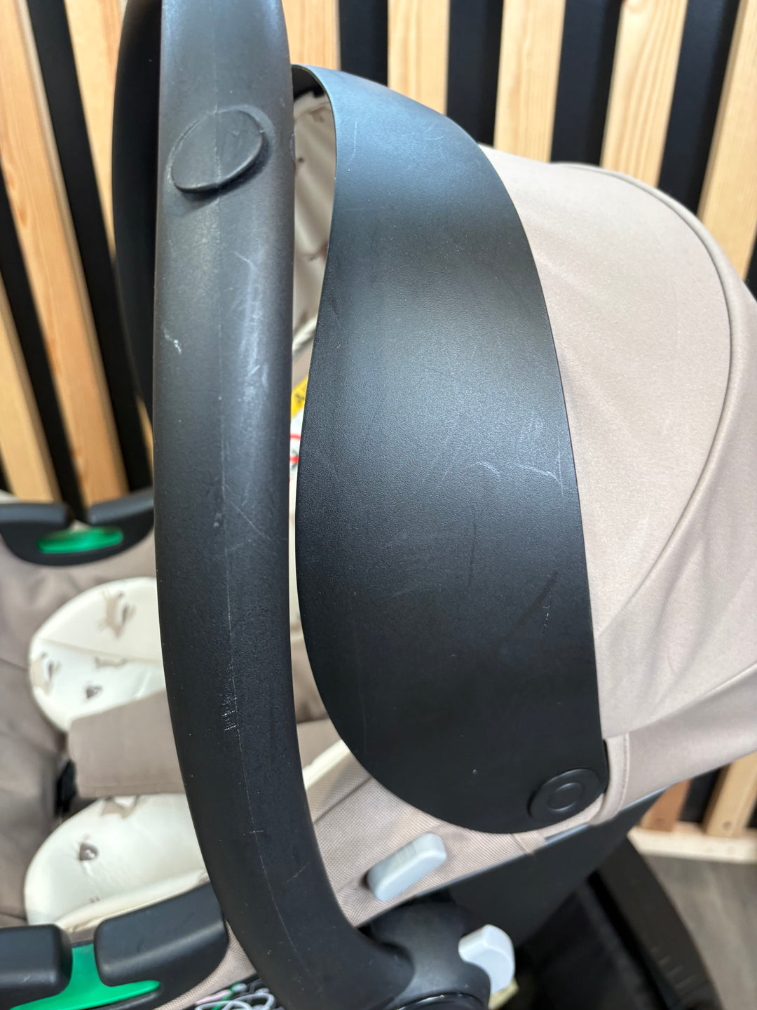 PRE LOVED Cosatto Giggle 4 Car Seat Bundle + Accessory Pack - Lollop