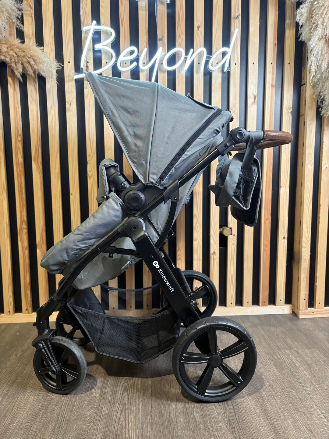 PRE LOVED Kinderkraft Newly 2-in-1 Travel System - Grey