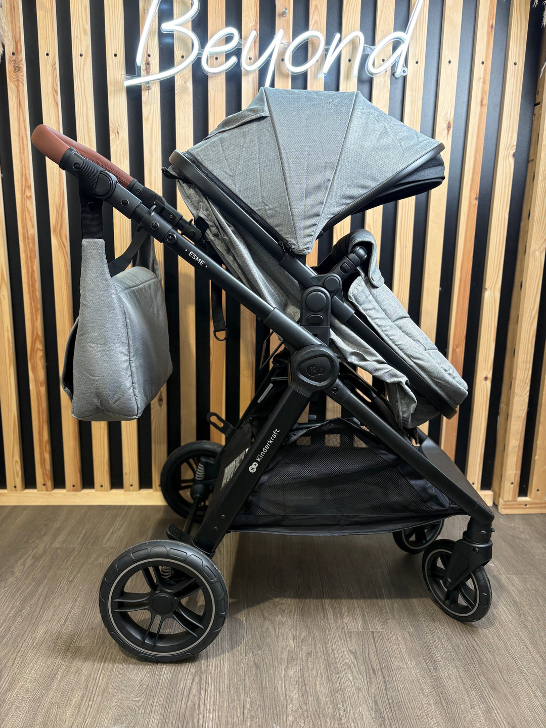 EX DISPLAY Kinderkraft Esme Pram + Pushchair + Brand New Mink Pro Car Seat - Moonlight Grey