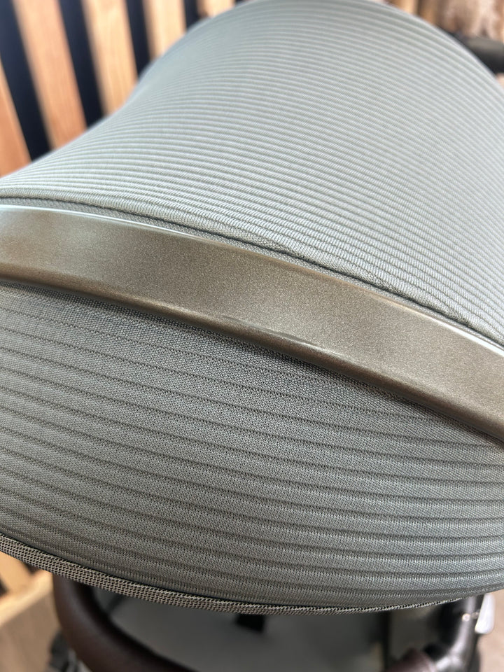 PRE LOVED Bababing Raffi Travel System - Duck Egg