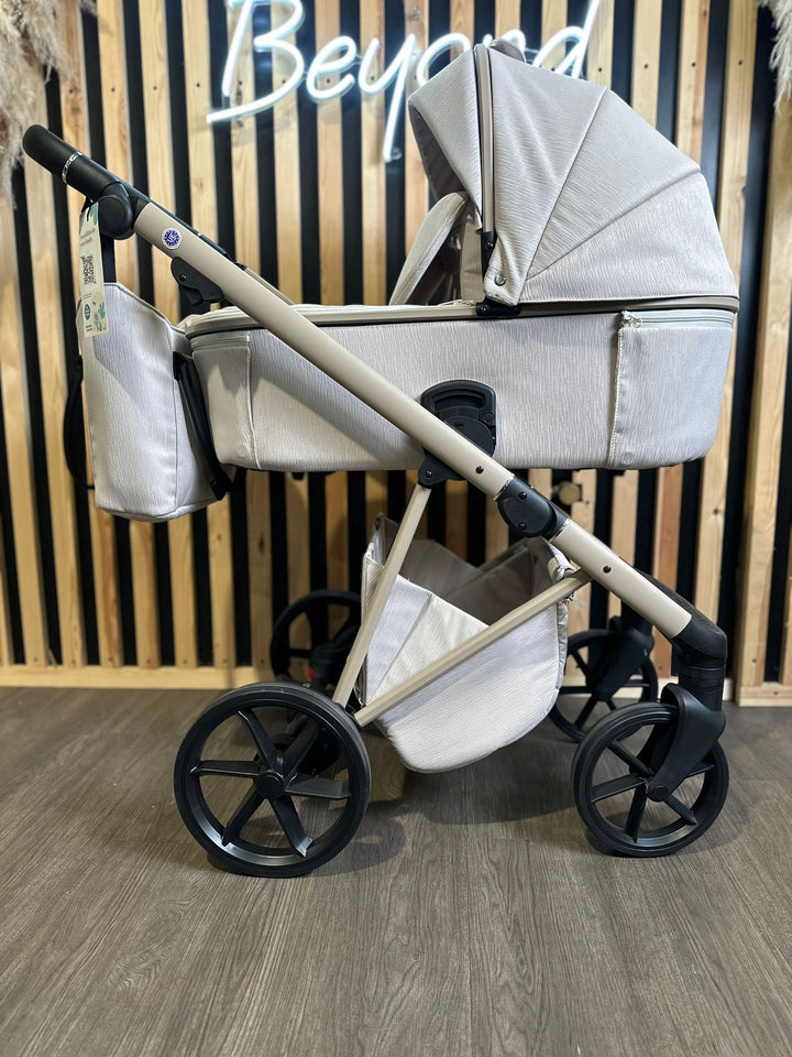 EX DISPLAY Mee-Go Milano Natura 2-in-1 Travel System – Vanilla