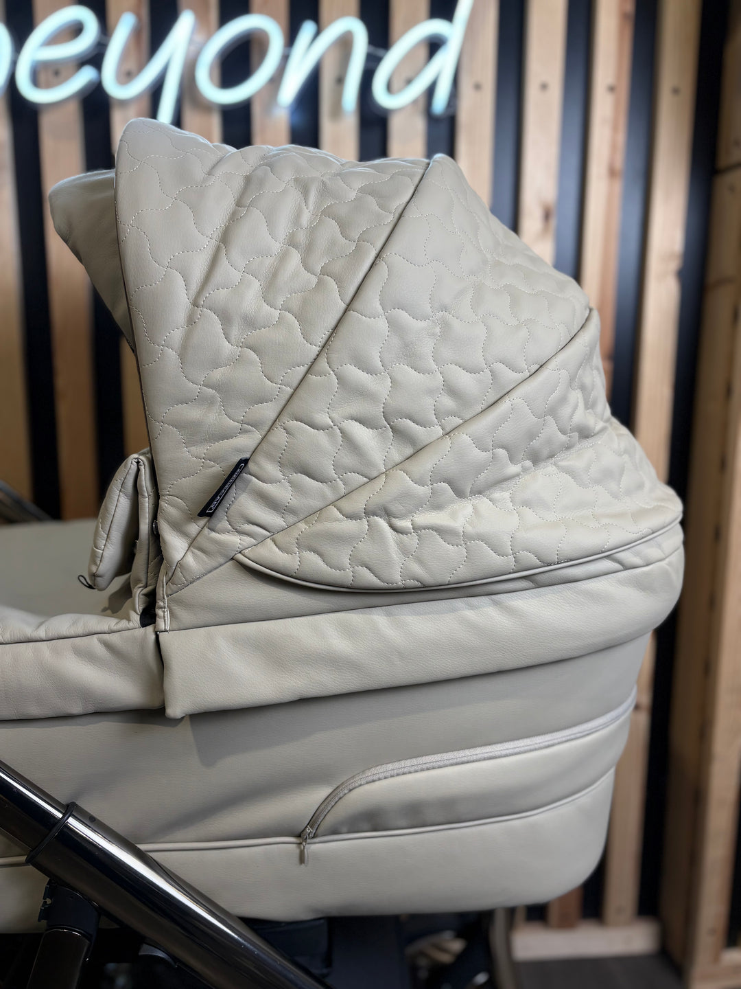 PRE LOVED Bebecar V-Pack 2-in-1 Travel System - Latte