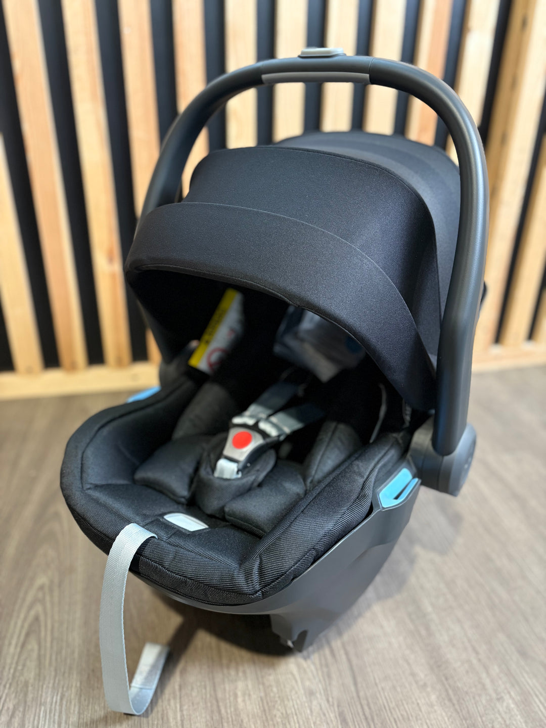 OPEN BOX UPPAbaby Vista V3 3in1 Travel System - Liam/Jake