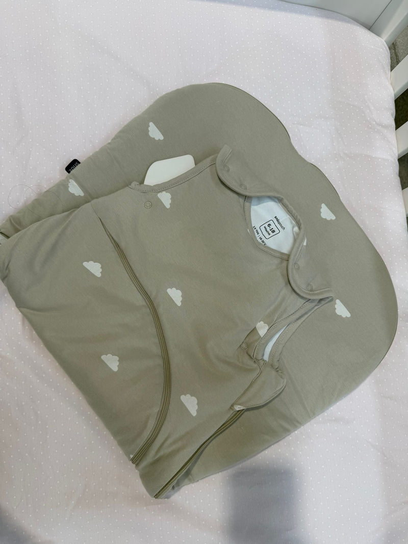 EX DISPLAY SnuzPouch Sleeping Bag 6-18M 2.5Tog - Grey Cloud