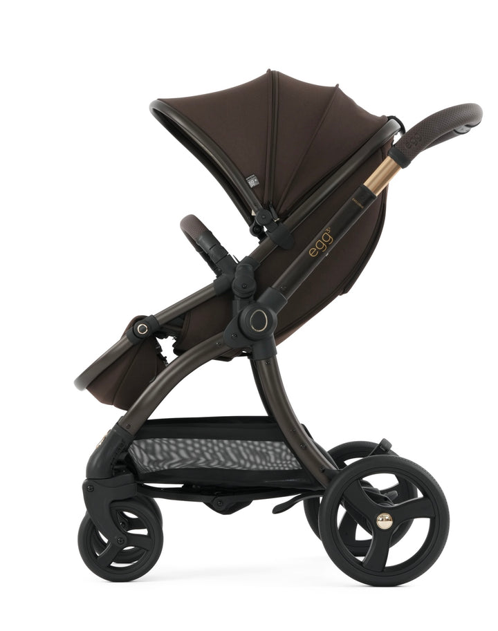 egg3 Luxury Maxi-Cosi Cabriofix i-Size Travel System Bundle - AINR Exclusive Turkish Coffee