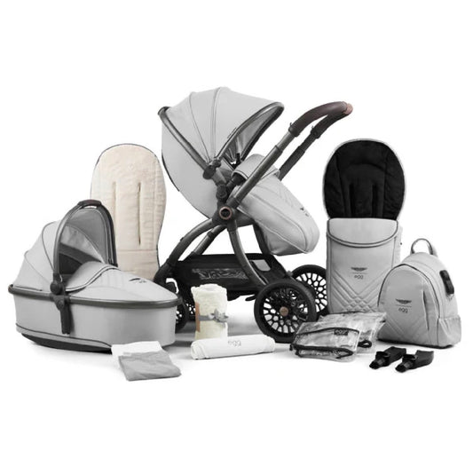 EX DISPLAY Aston Martin egg3 Luxury Travel System - Soft Grey
