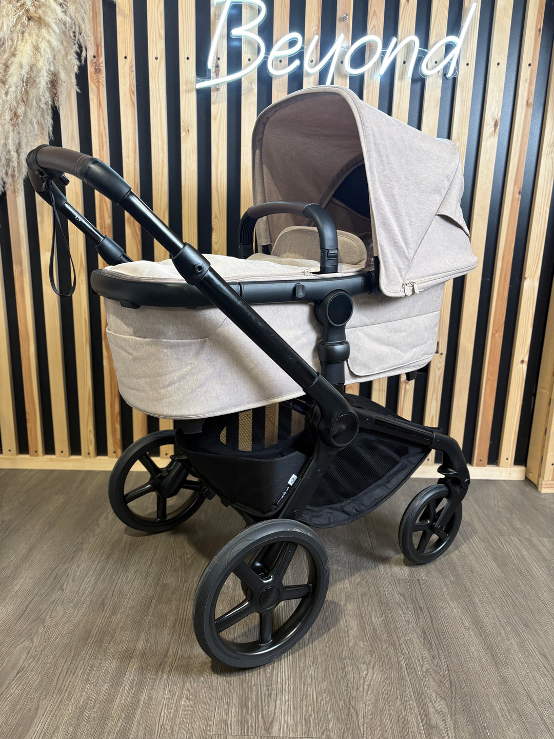 EX DISPLAY Bugaboo Fox 5 Renew Complete Pram + Pushchair Bundle - Desert Taupe Melange