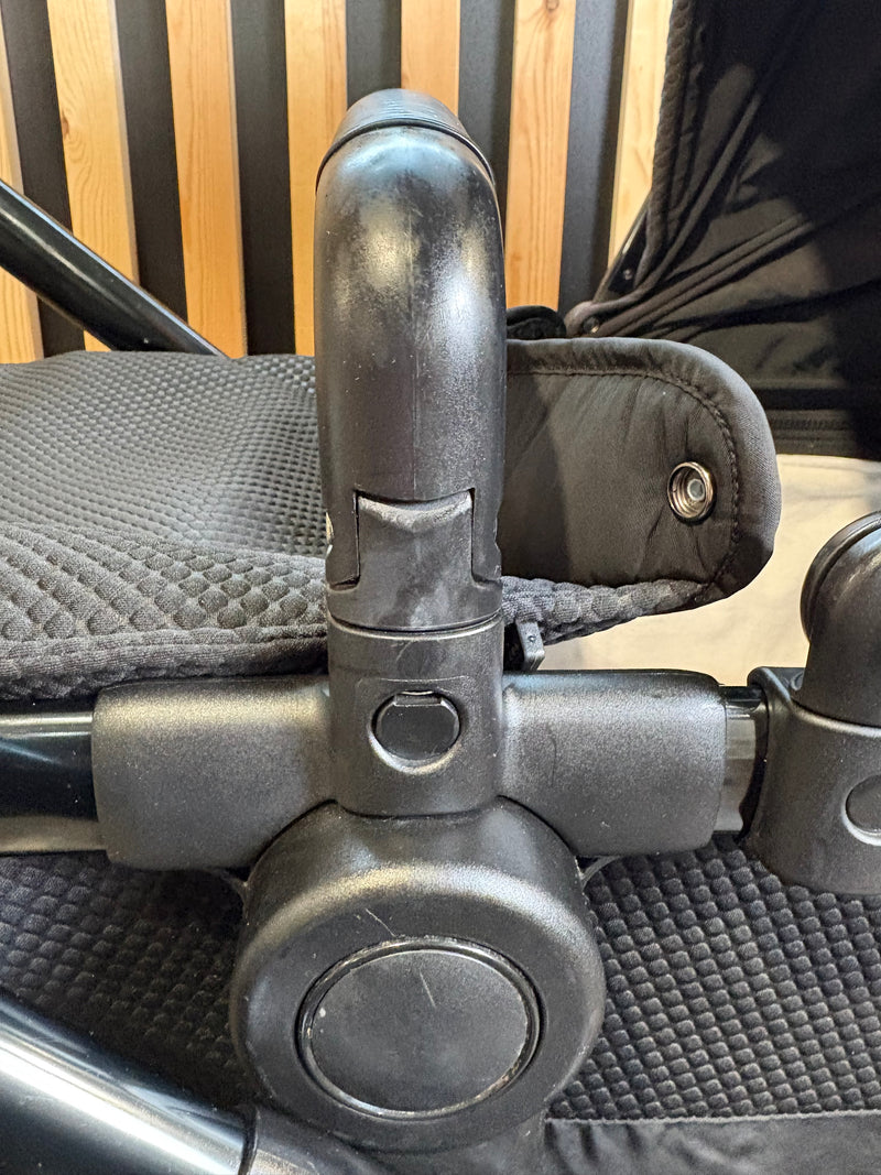 PRE LOVED iCandy Peach 6 Travel System - Cerium