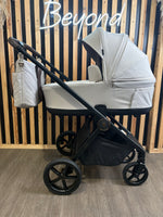 PRE LOVED Venicci Claro 2-in-1 Travel System - Vanilla