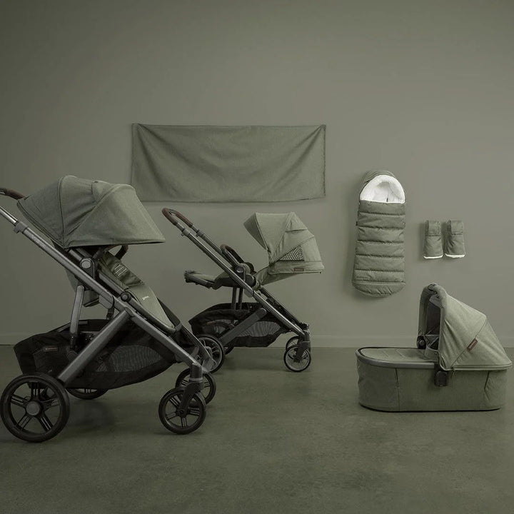 UPPAbaby Cruz V3 Pushchair - Evelyn (Meadow Green/Chestnut)