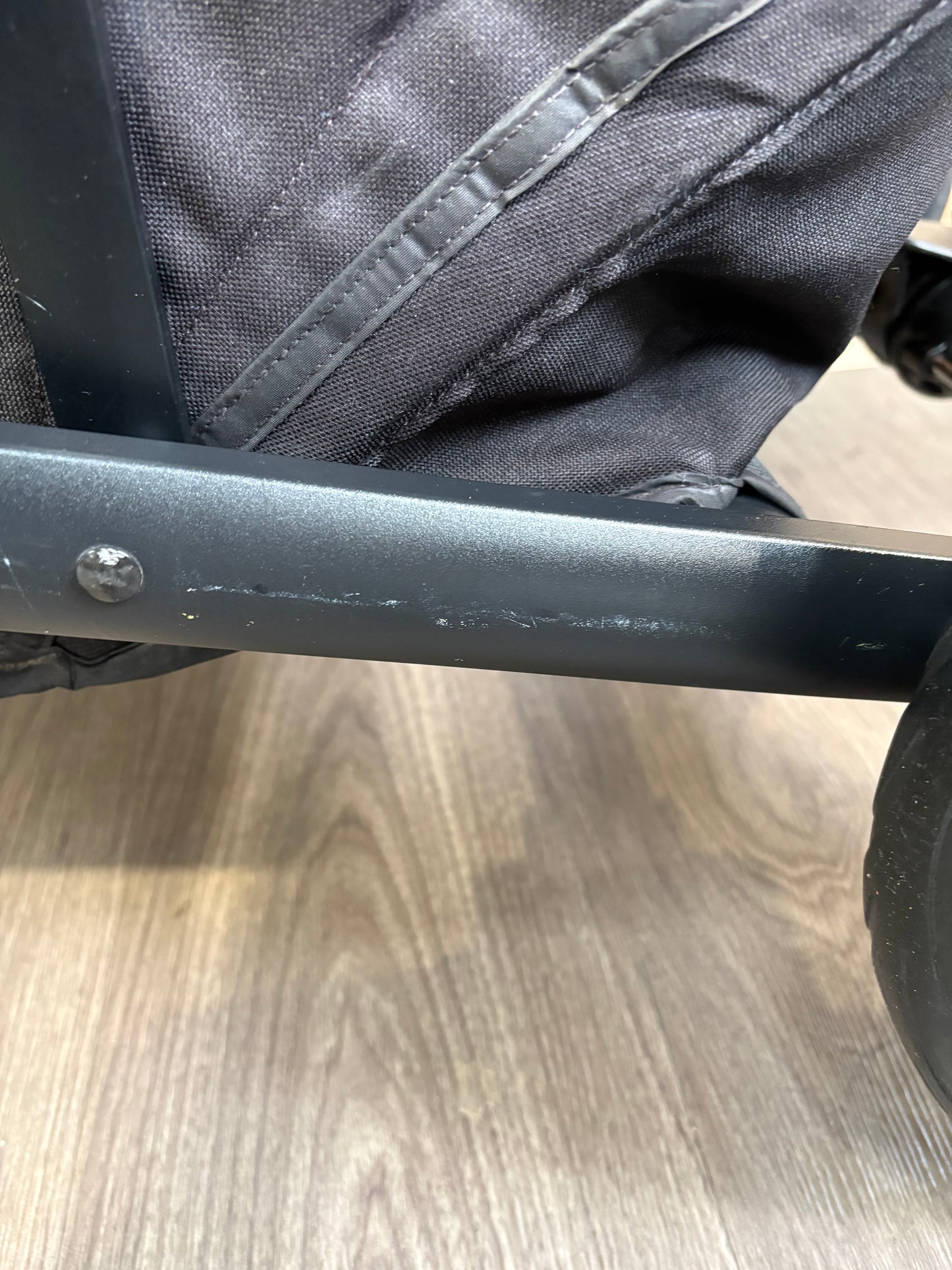 PRE LOVED Nuna Mixx Travel System - Caviar
