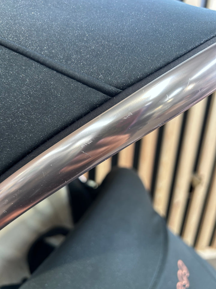 PRE LOVED egg Pushchair + Footmuff - Diamond Black