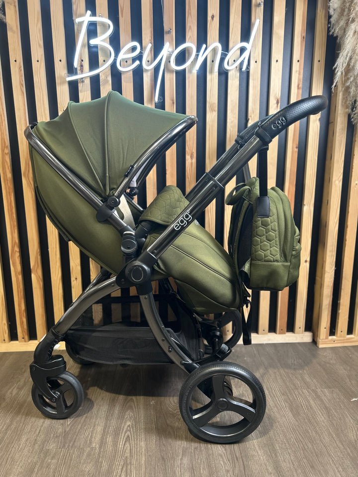 PRE LOVED egg2 Travel System - Olive
