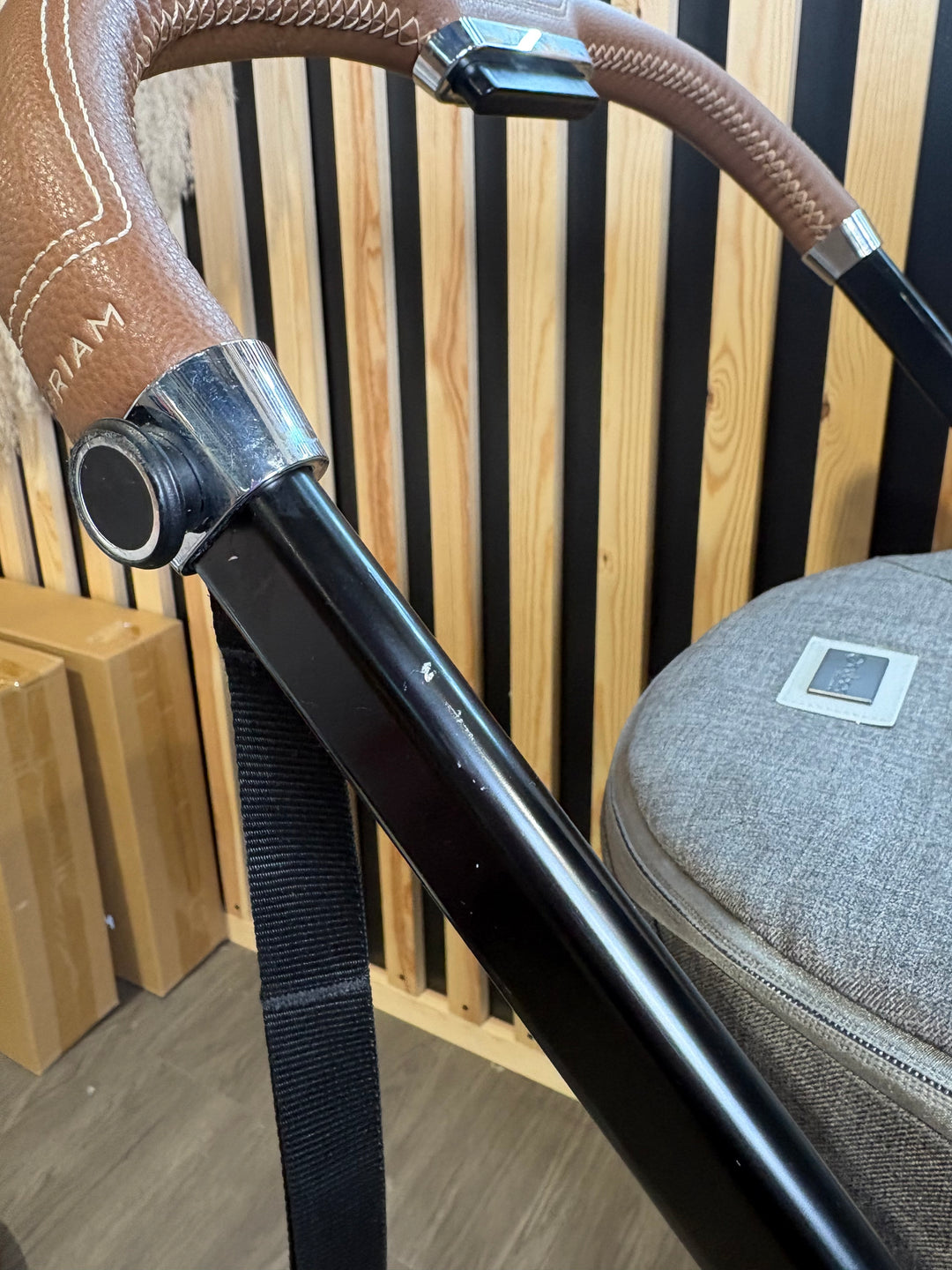 PRE LOVED Cybex Priam Pram + Pushchair - Manhattan Grey/Chrome