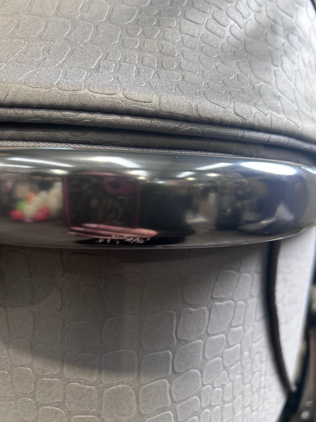 PRE LOVED egg2 Travel System - Jurassic Grey