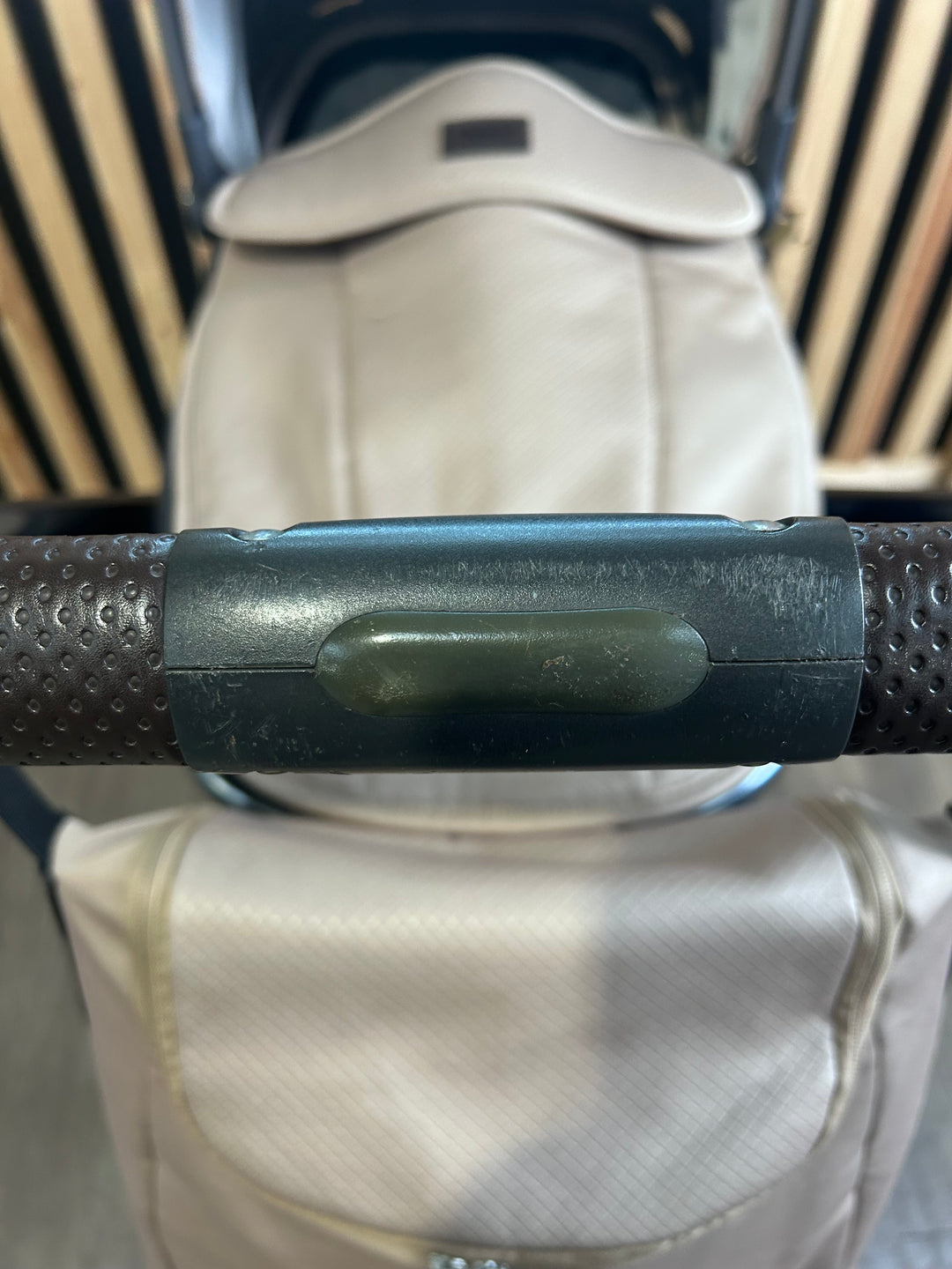 PRE LOVED Babystyle Oyster3 Travel System - Butterscotch