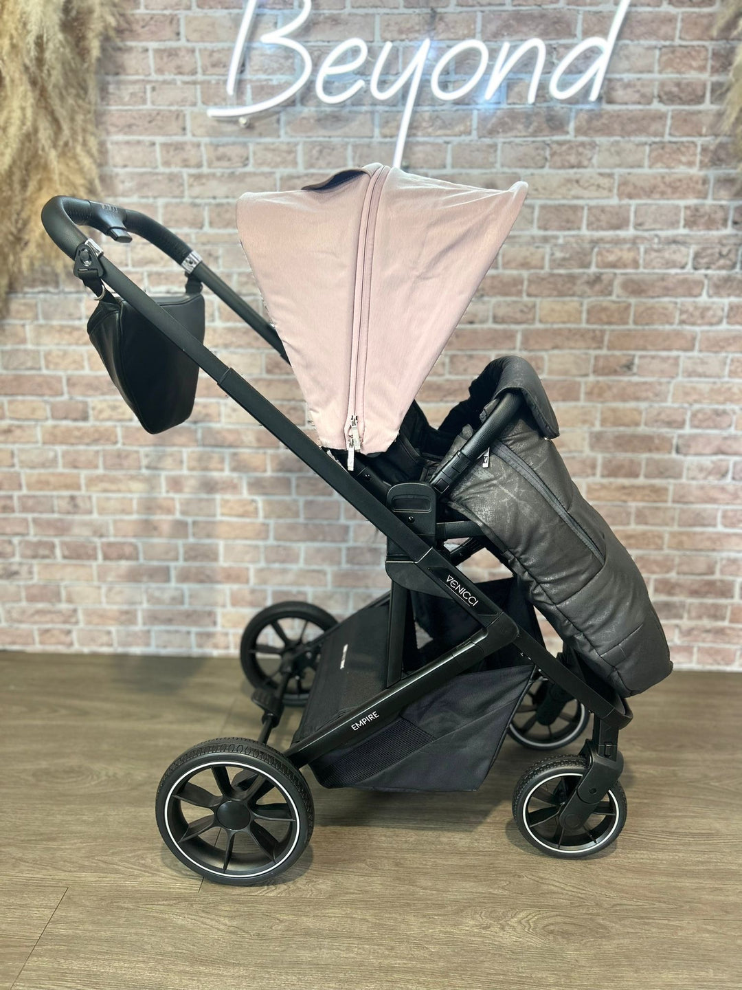 PRE LOVED Venicci Empire Compact Stroller in Silk Pink with Accessory Pack