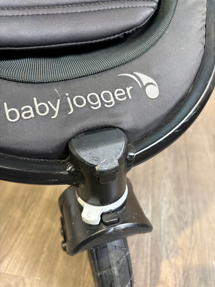 PRE LOVED Baby Jogger City Mini GT2 - Opulent Black