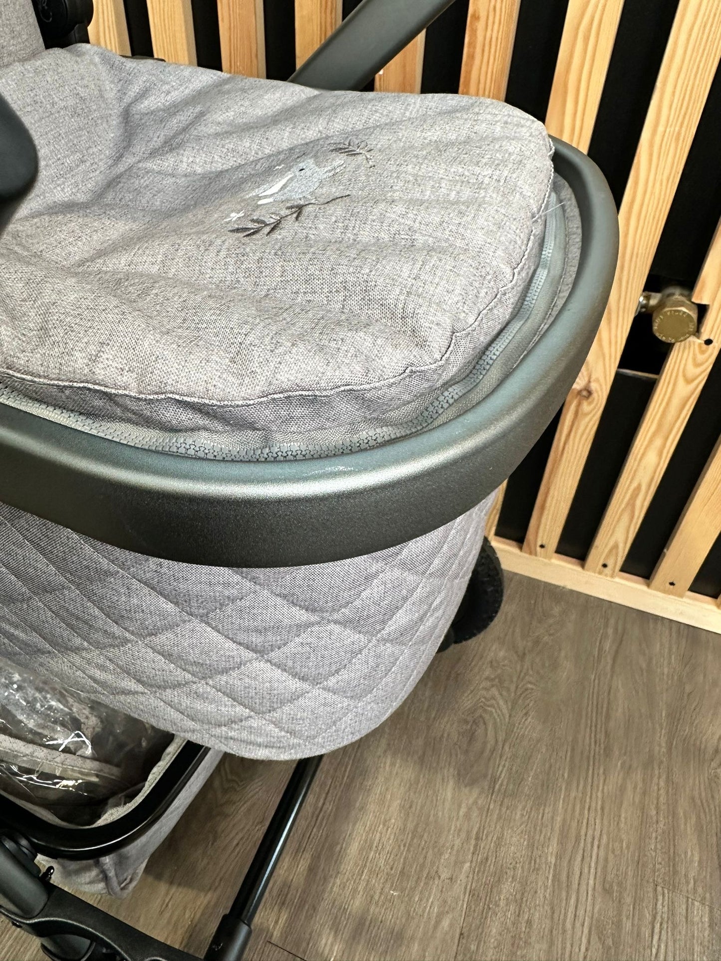 PRE LOVED Cosatto Wow 3 Travel System - Bobtail