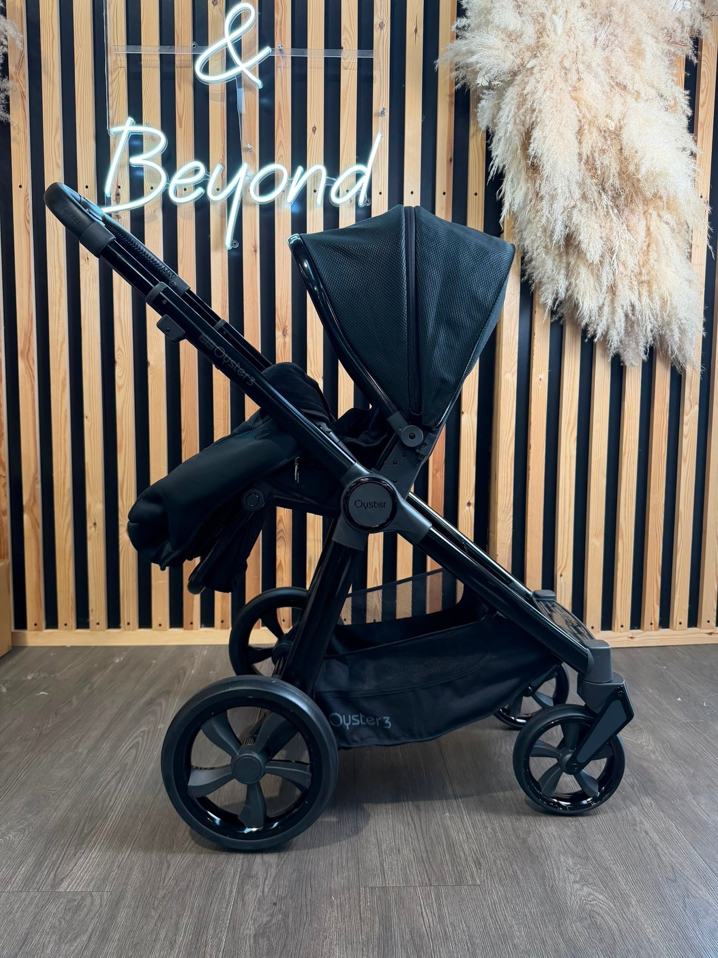 PRE LOVED Babystyle Oyster3 Travel System - Pixel