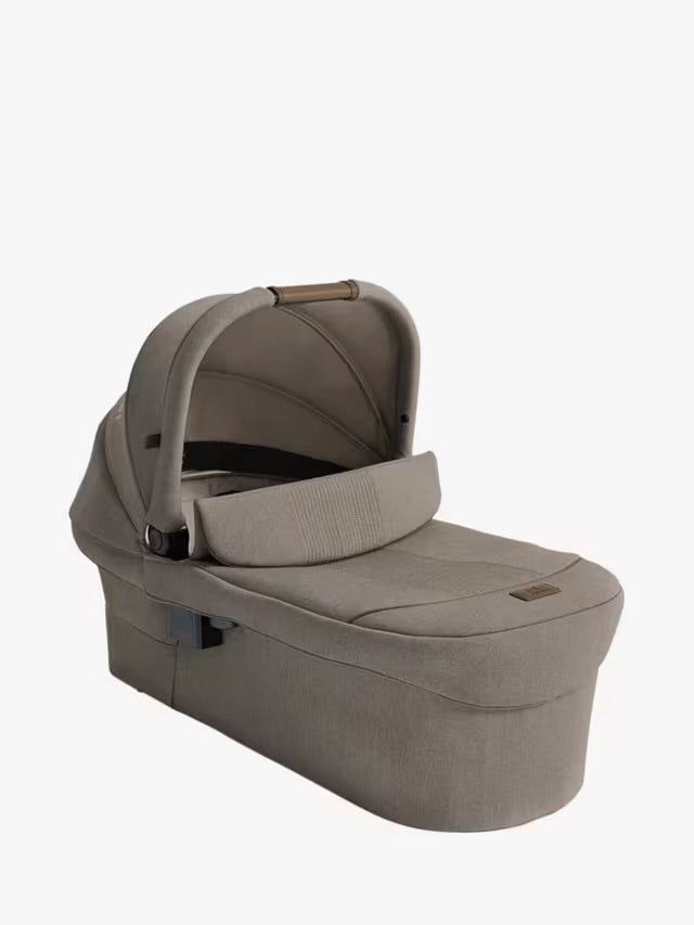 Joie Finiti Travel System Inc Sprint i-Size Car Seat Click and Go Bundle - Maple