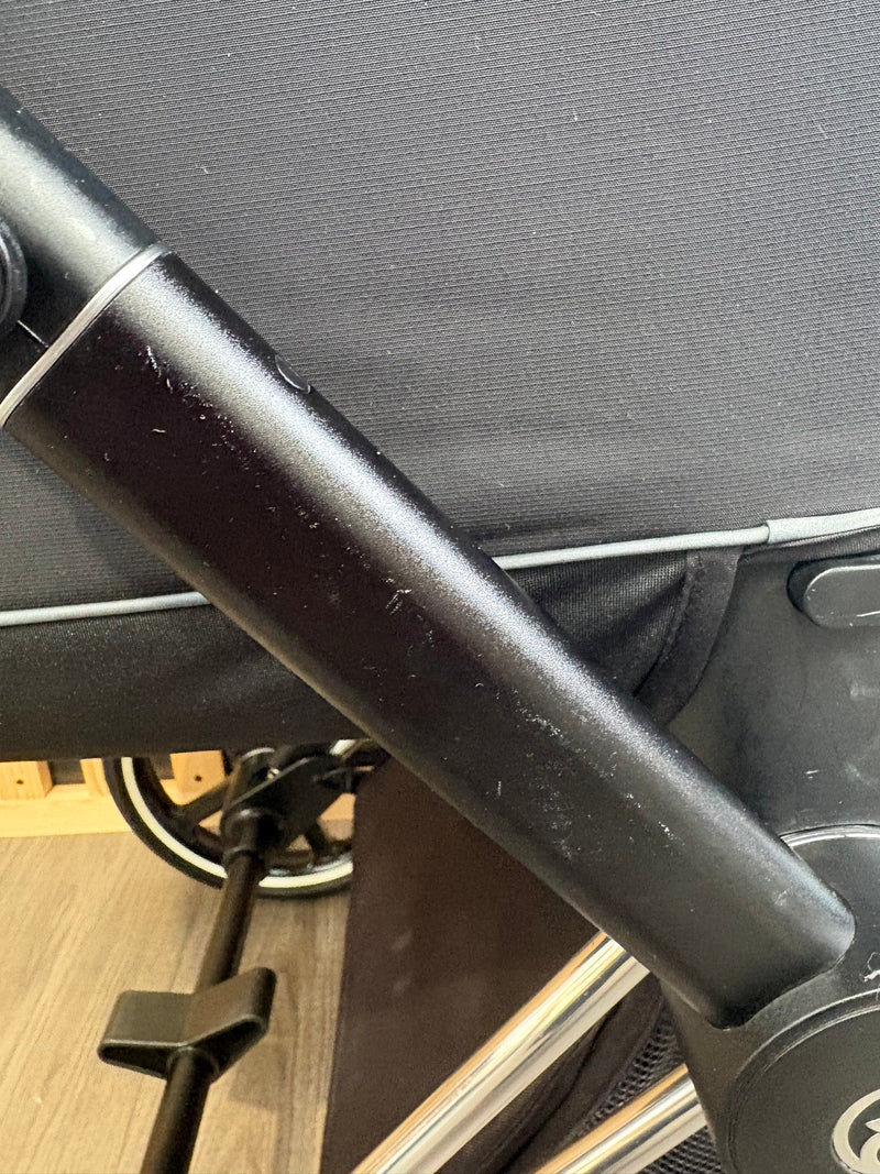 PRE LOVED Cybex Priam 2-in-1 Travel System - Sepia Black on Chrome