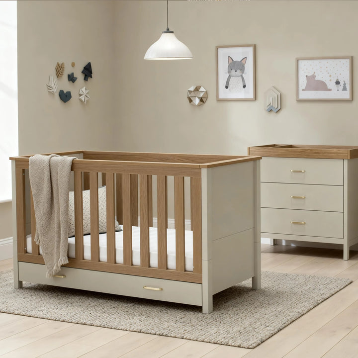 Babymore Mira 3 Piece Nursery Room Set – Cashmere Warm Oak