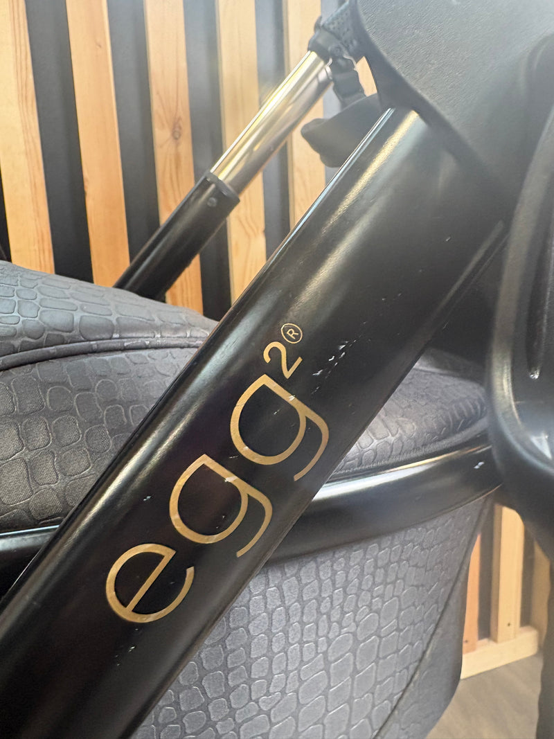 PRE LOVED egg2 Travel System - Jurassic Gold