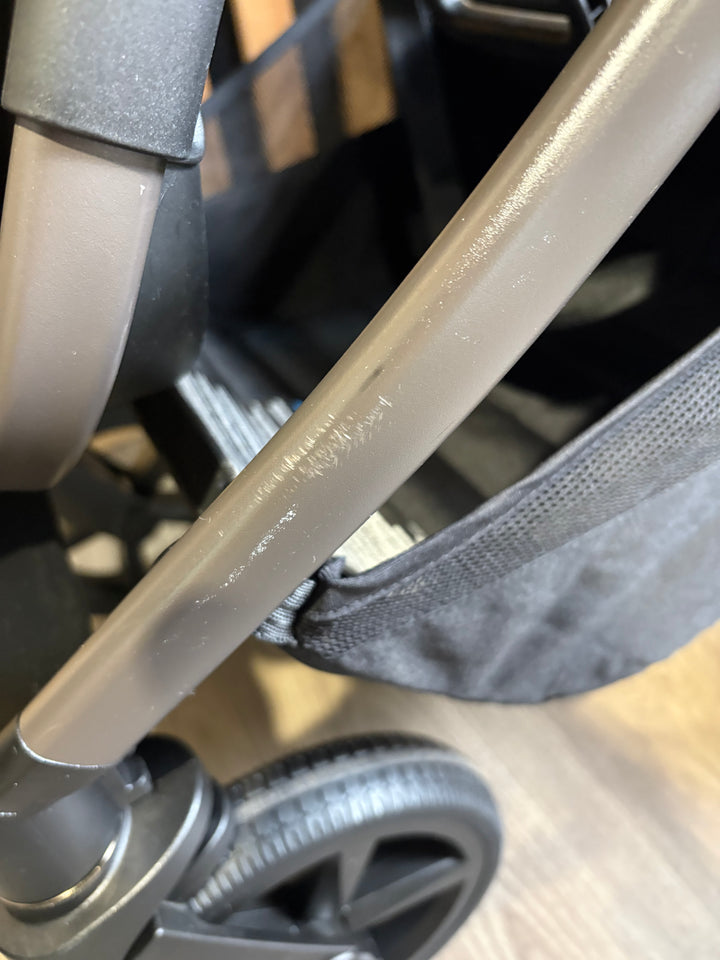 PRE LOVED Venicci Tinum Upline Pushchair - SE Powder