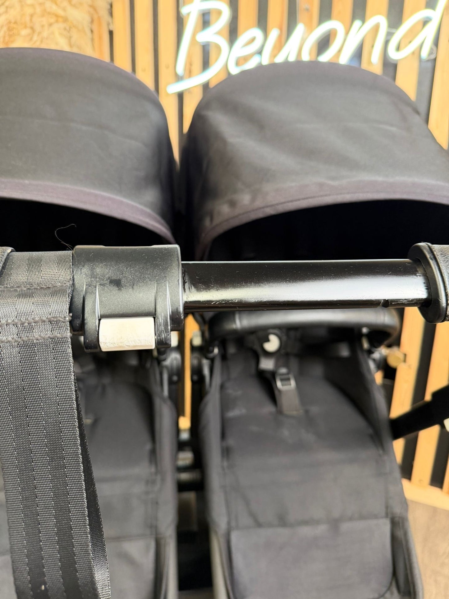 PRE LOVED Bugaboo Donkey3 Duo Travel System - Midnight Black