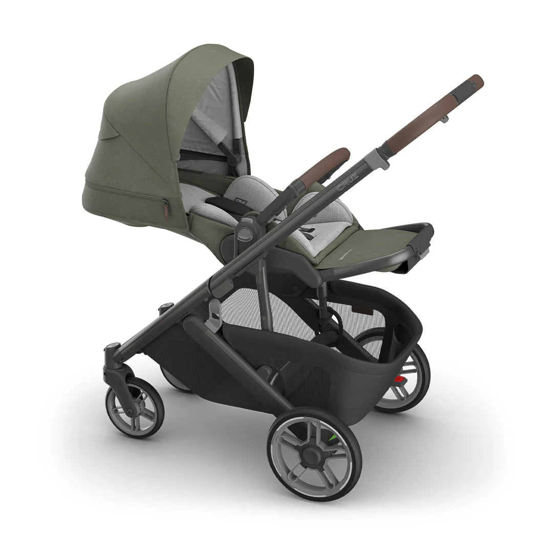 UPPAbaby Cruz V3 Pushchair - Evelyn (Meadow Green/Chestnut)
