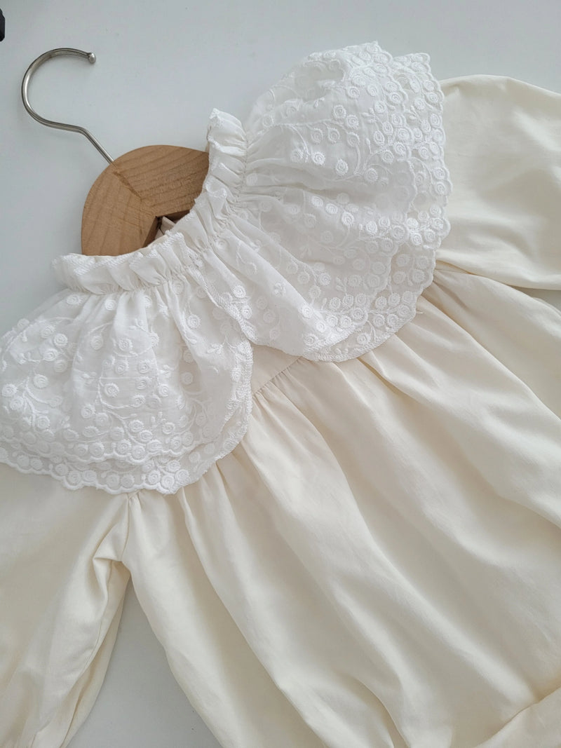 Nunubebe Jane Premium Lace Collar Romper