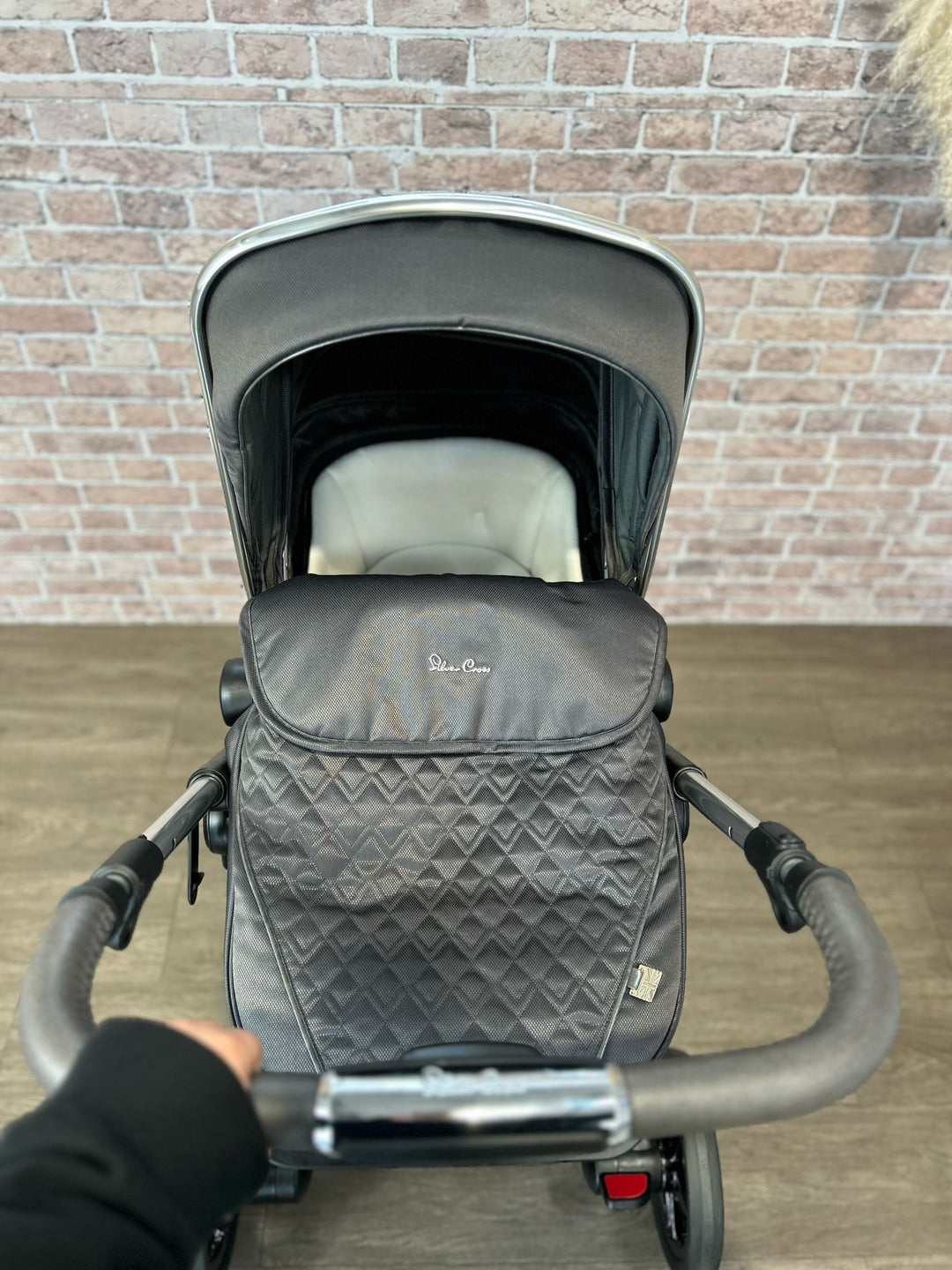 PRE LOVED Silver Cross Pioneer Pram & Pushchair - Clay