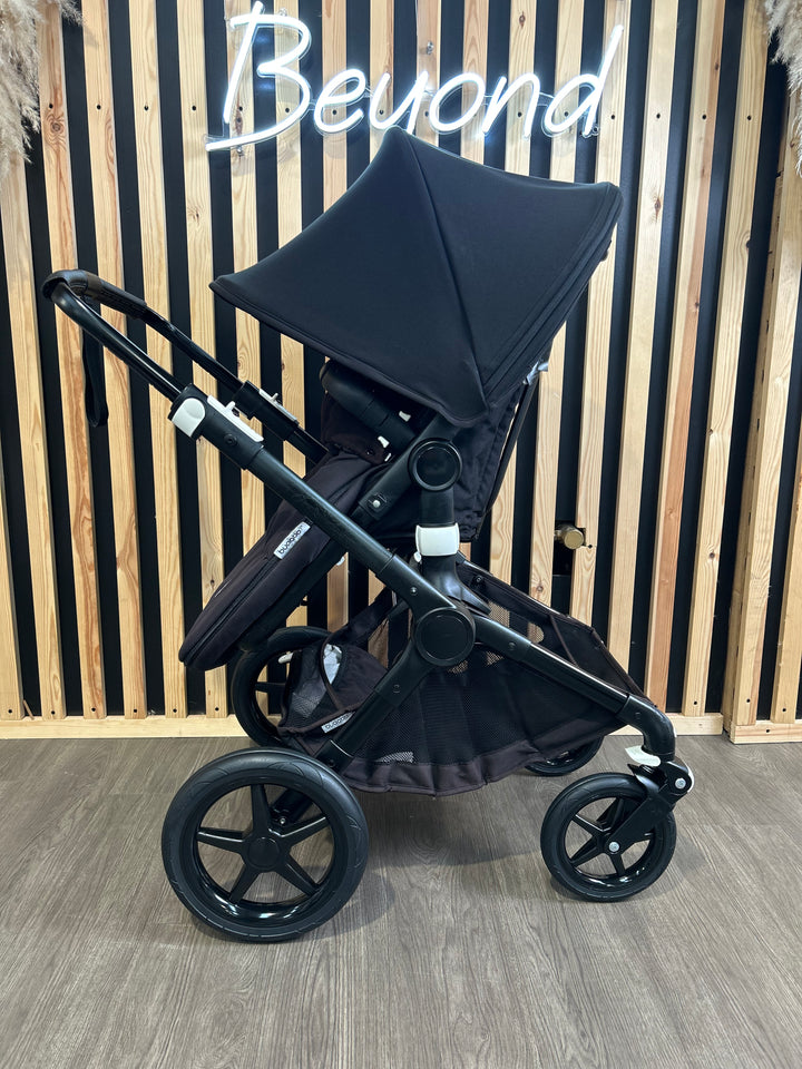 PRE LOVED Bugaboo Fox2 Pram + Pushchair - Black