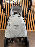 EX DISPLAY Aston Martin egg3 Luxury Travel System - Soft Grey