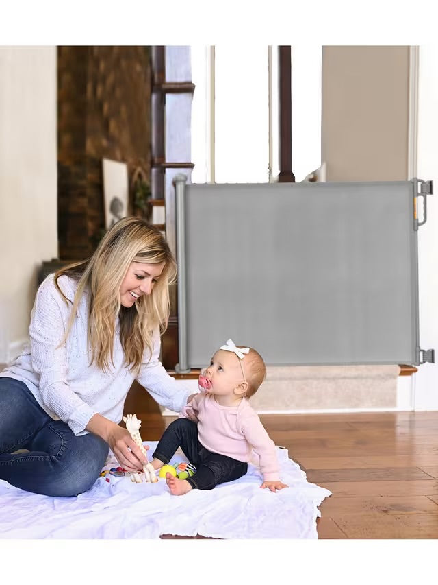 Momcozy Retractable Safety Gate - Grey