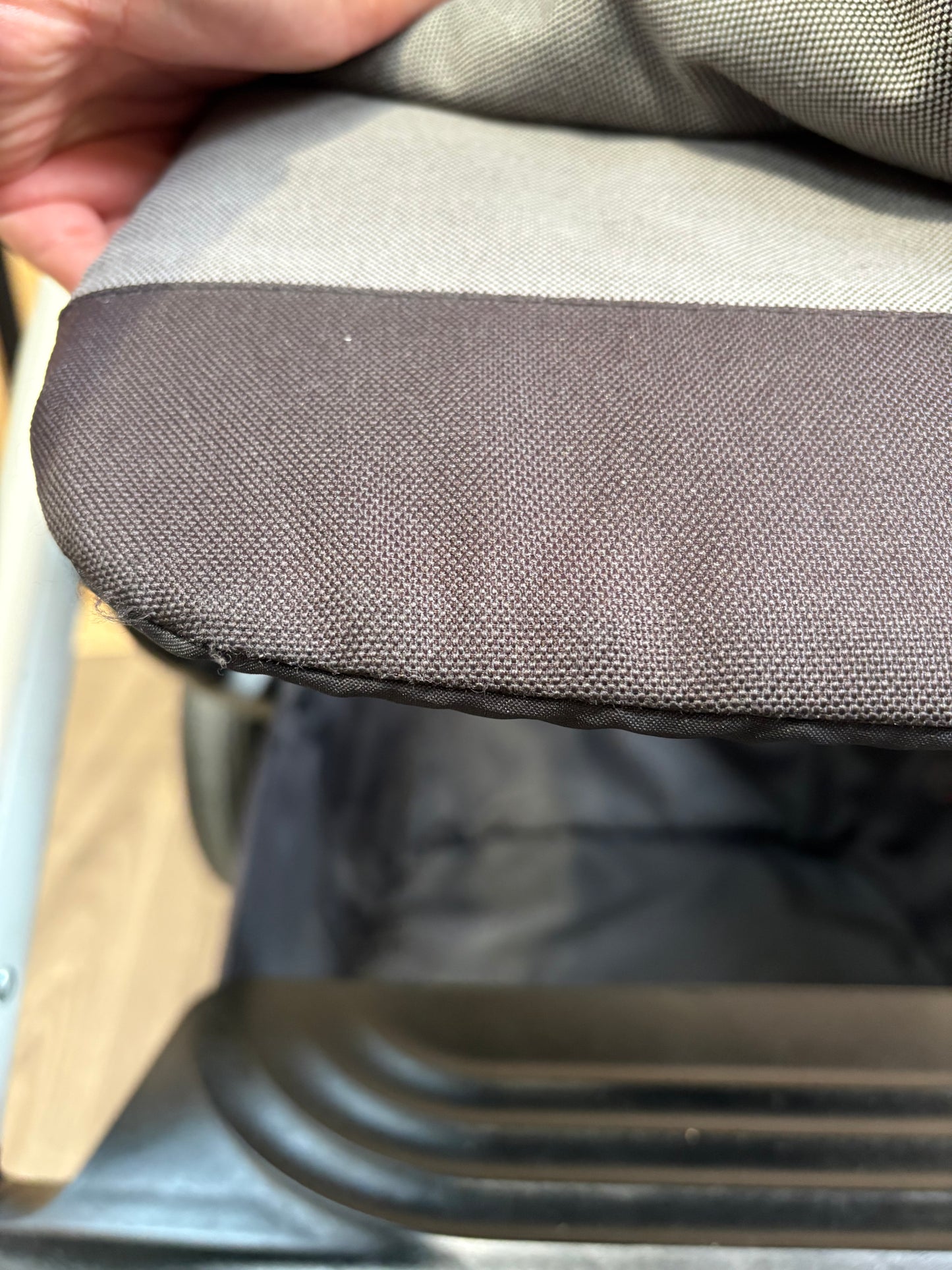 PRE LOVED Cybex Balios 2-in-1 Travel System - Manhattan Grey