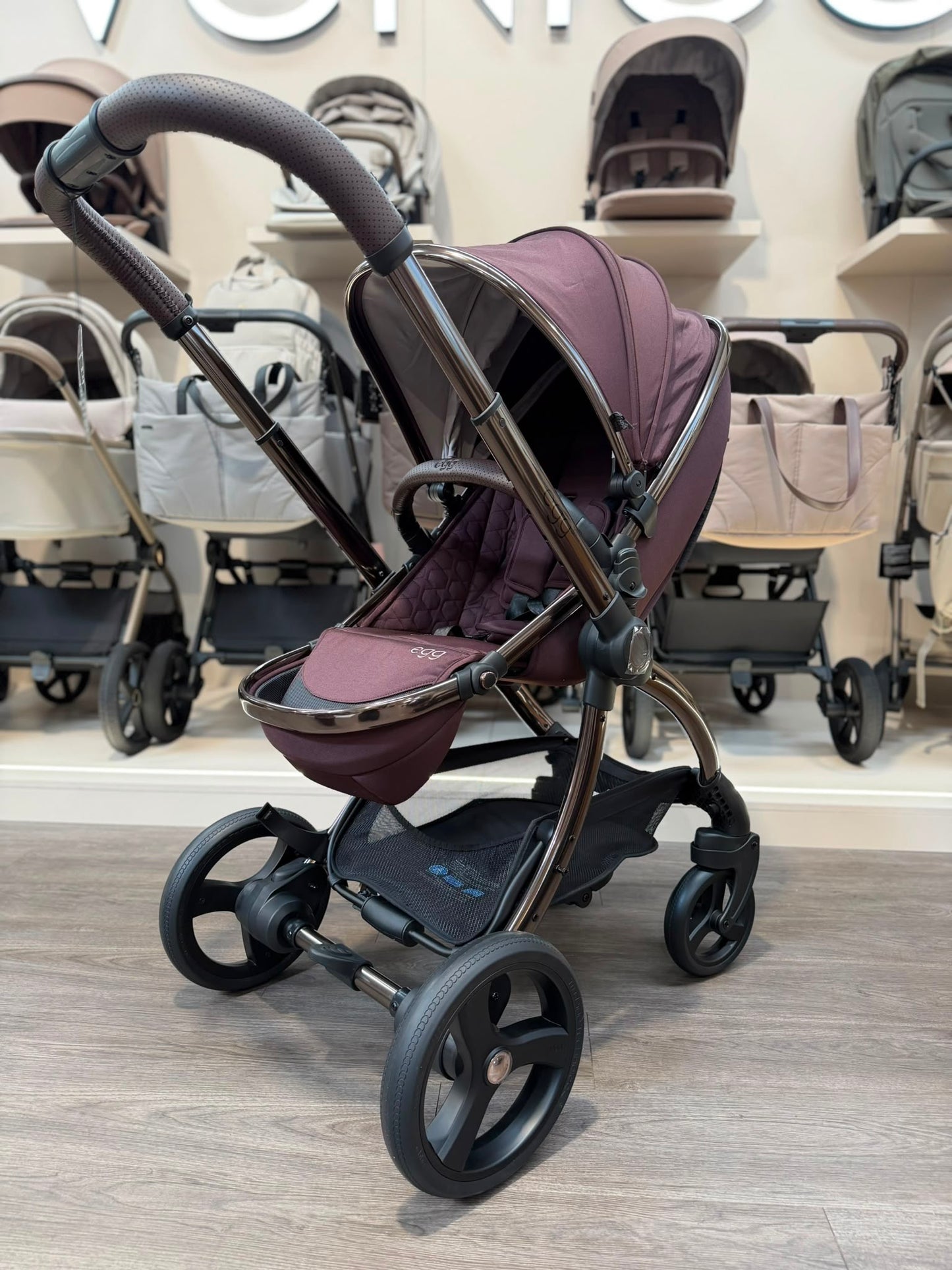 OPEN BOX egg3 3in1 Travel System Bundle Inc Isofix Base - Mulberry