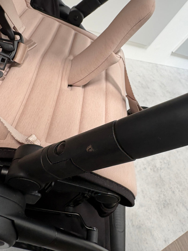 EX DISPLAY iCandy Pip Compact Stroller - Latte