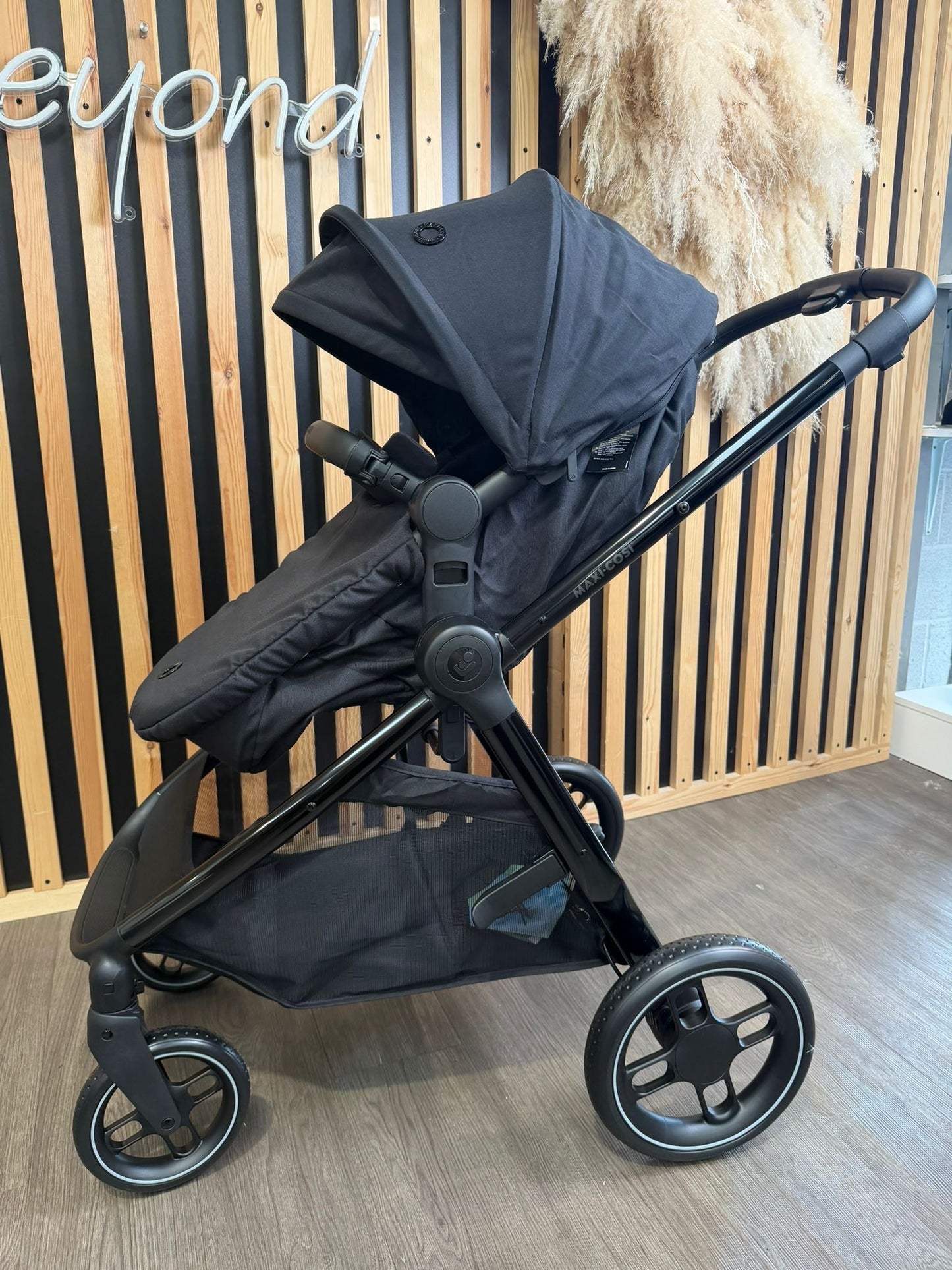 EX DISPLAY Maxi-Cosi Zelia Luxe 2-in-1 Pushchair - Twillic Black