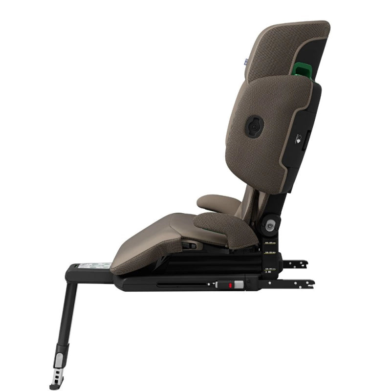 Axkid UP Car Seat - Driftwood Beige + FREE FOOTREST WORTH £50!